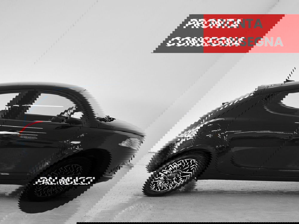 Lancia Ypsilon usata a Prato (4)