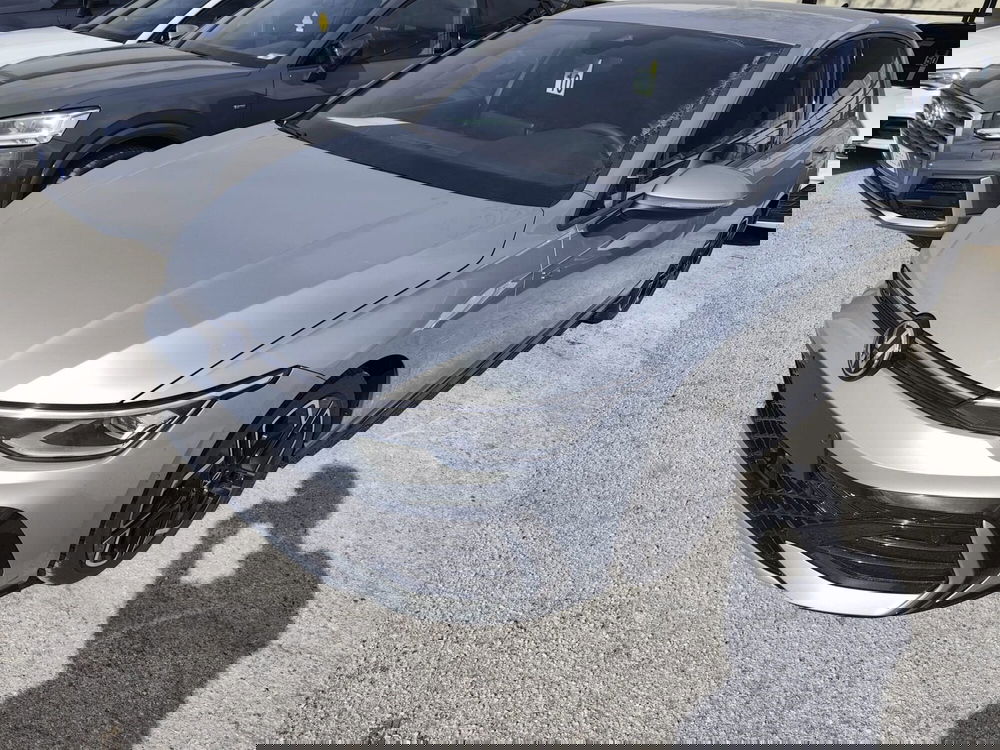 Volkswagen Golf nuova a Foggia (3)