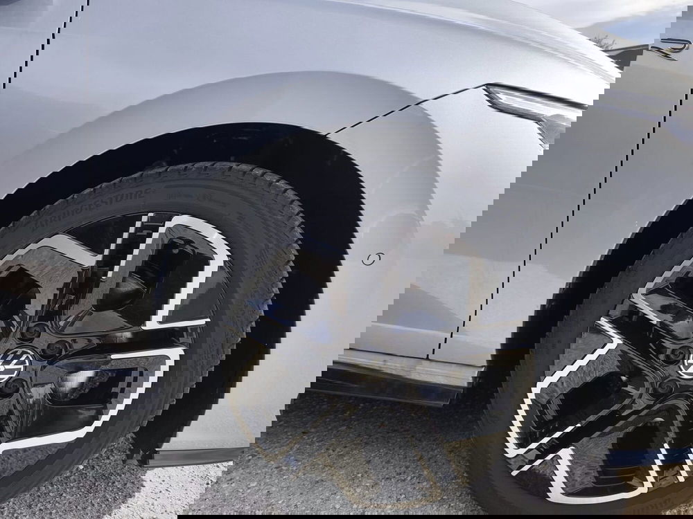 Volkswagen Golf nuova a Foggia (6)