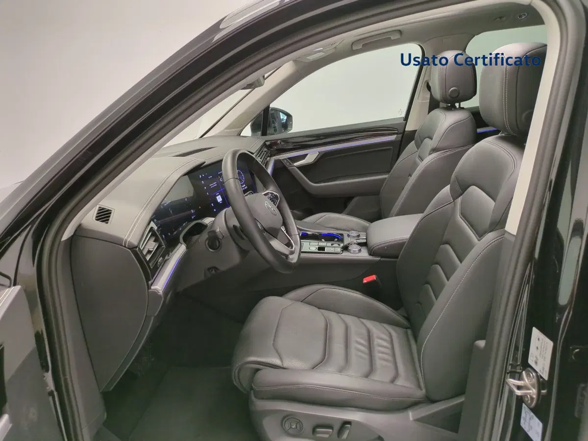 Volkswagen Touareg usata a Avellino (13)
