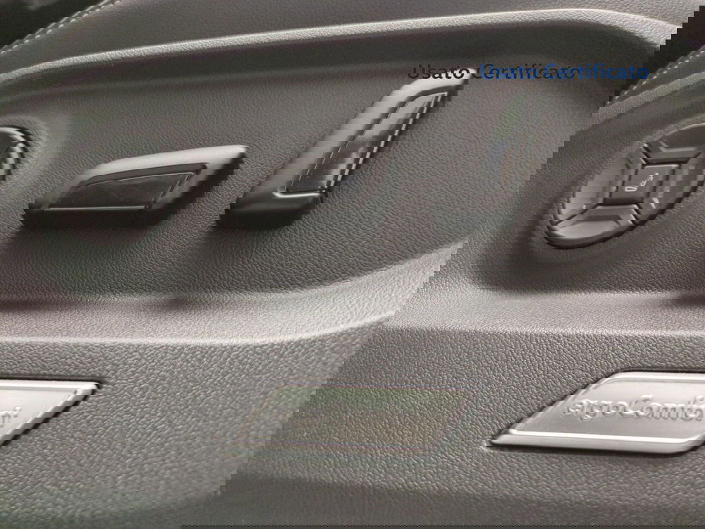 Volkswagen Touareg usata a Avellino (15)