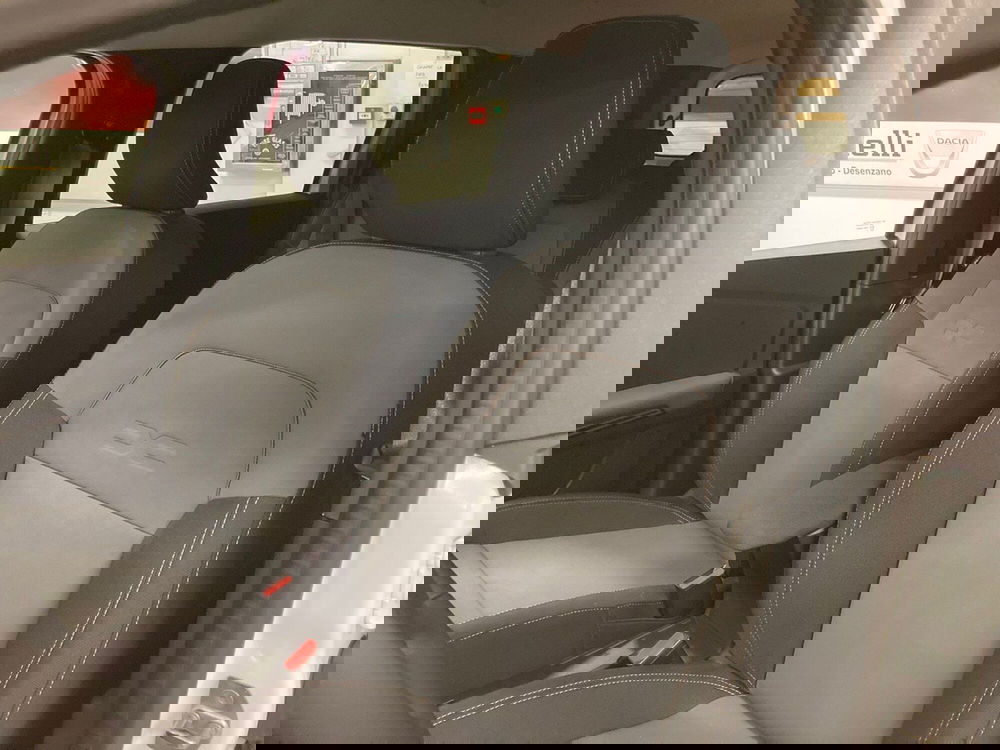 Dacia Jogger nuova a Brescia (13)