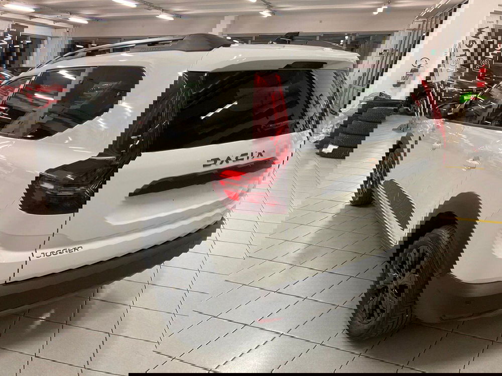 Dacia Jogger nuova a Brescia (9)
