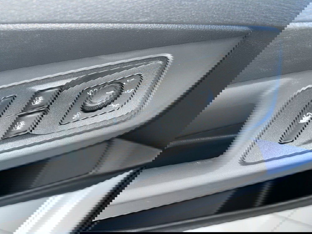 Volkswagen Veicoli Commerciali Caddy nuova a Salerno (16)