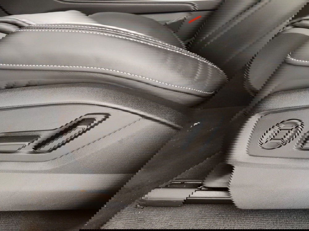 Audi Q8 usata a Massa-Carrara (12)