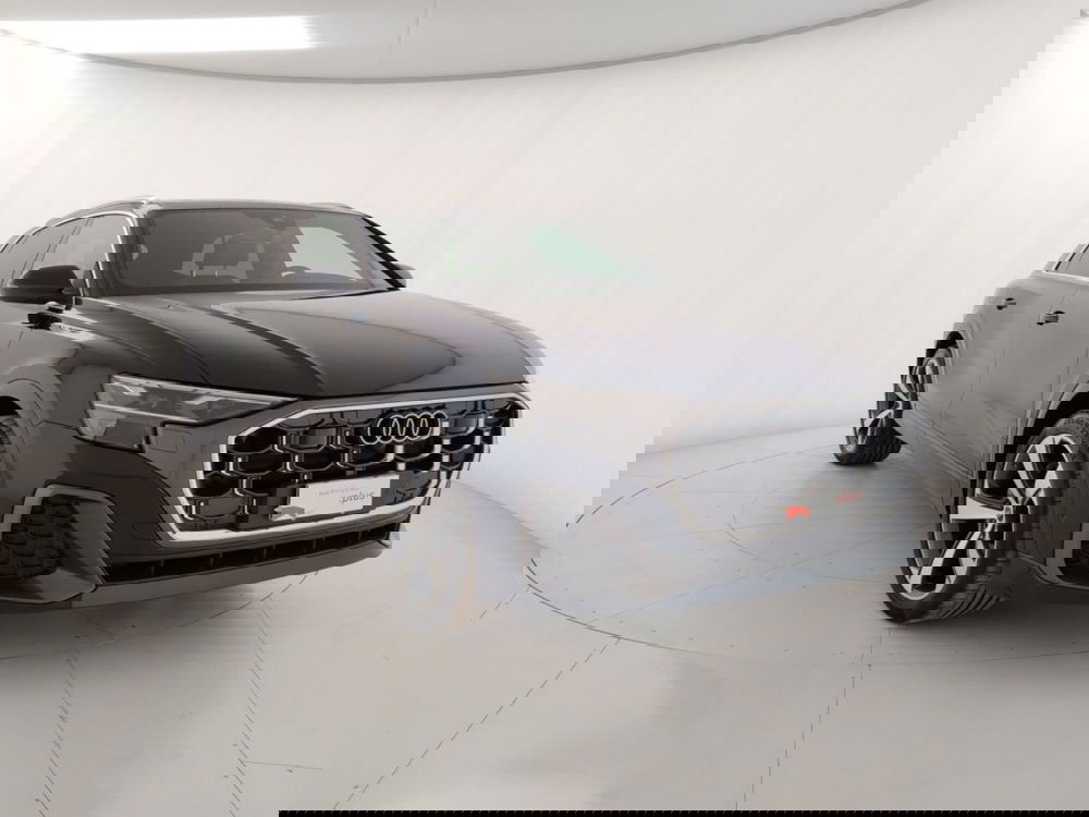 Audi Q8 usata a Massa-Carrara (4)