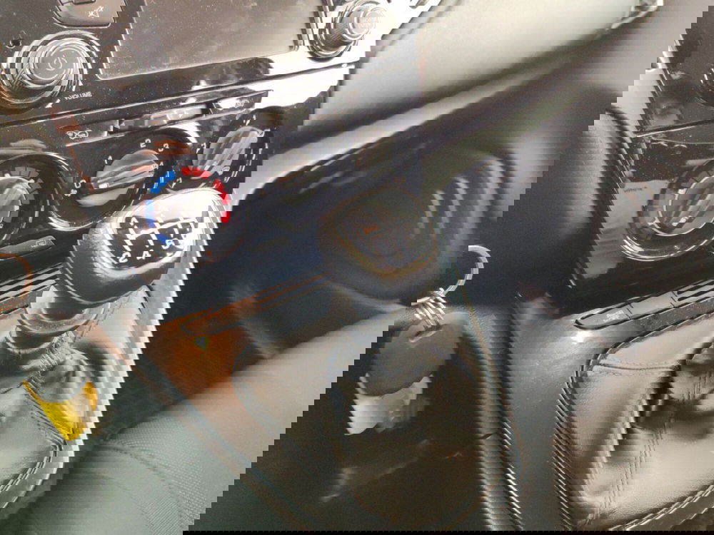 Lancia Ypsilon usata a Massa-Carrara (12)