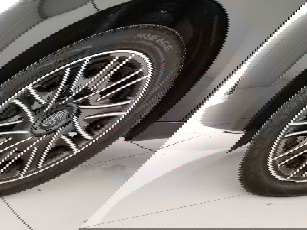 Lancia Ypsilon usata a Massa-Carrara (6)