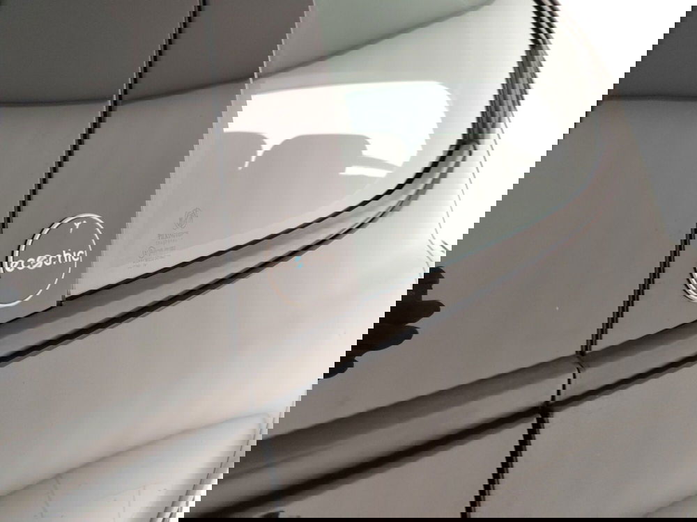 Lancia Ypsilon usata a Massa-Carrara (7)