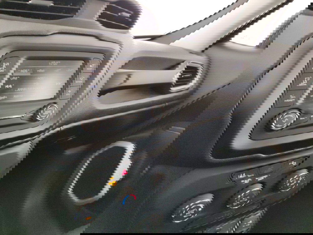 Jeep Renegade usata a Massa-Carrara (12)