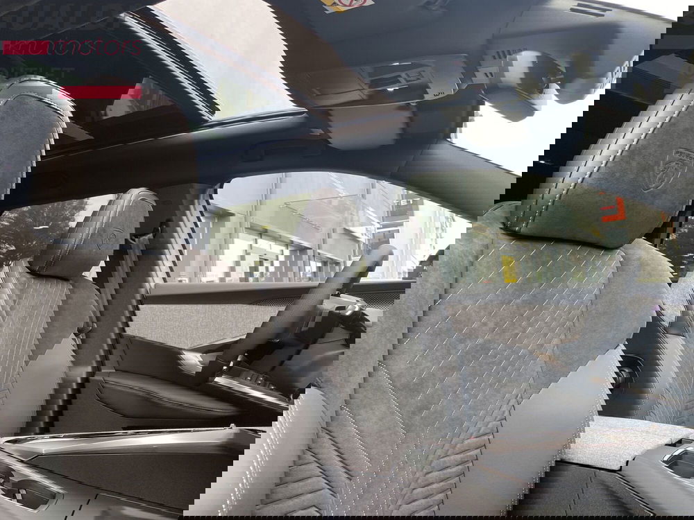 Peugeot 5008 nuova a Modena (17)