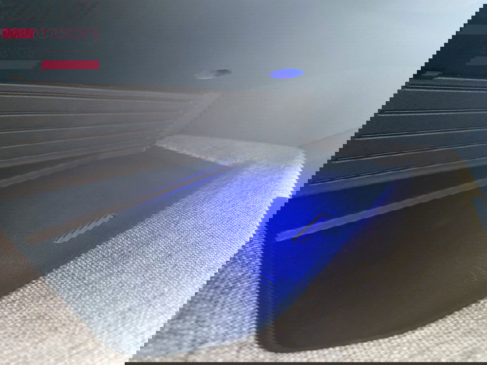 Peugeot 5008 nuova a Modena (6)