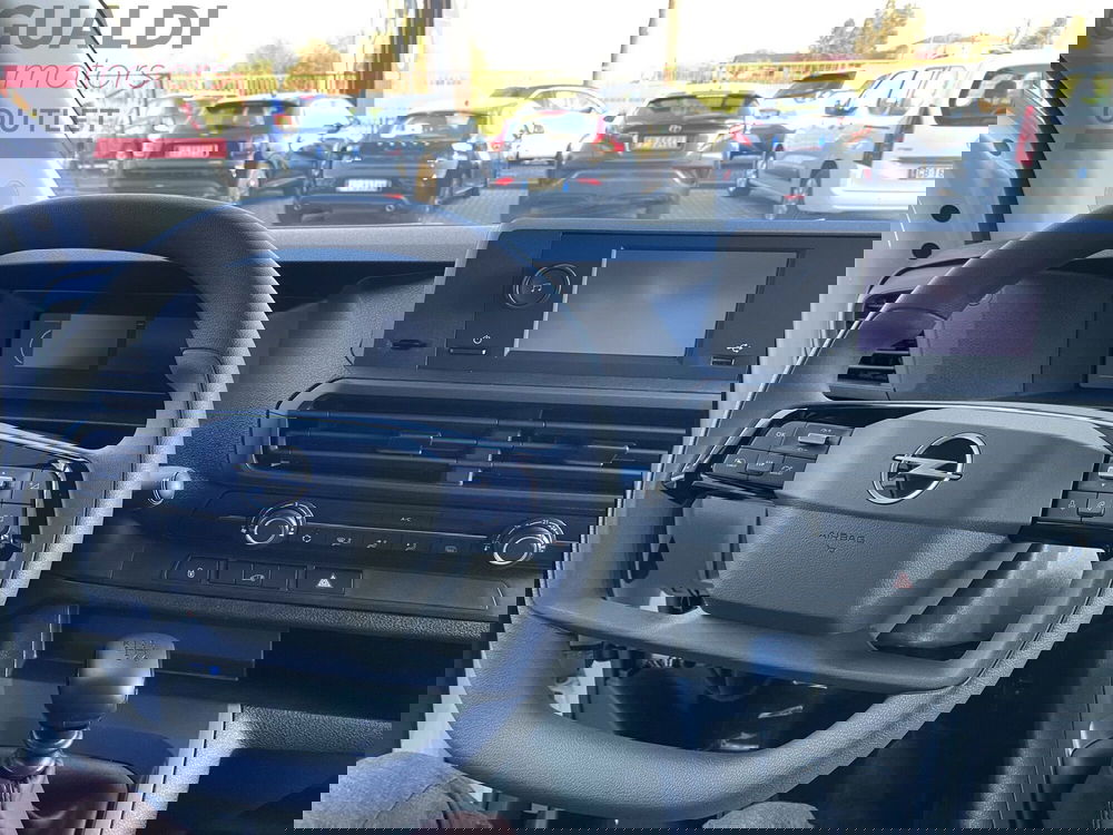 Opel Vivaro Furgone nuova a Modena (2)