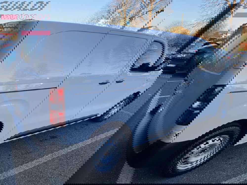 Opel Vivaro Furgone nuova a Modena (5)