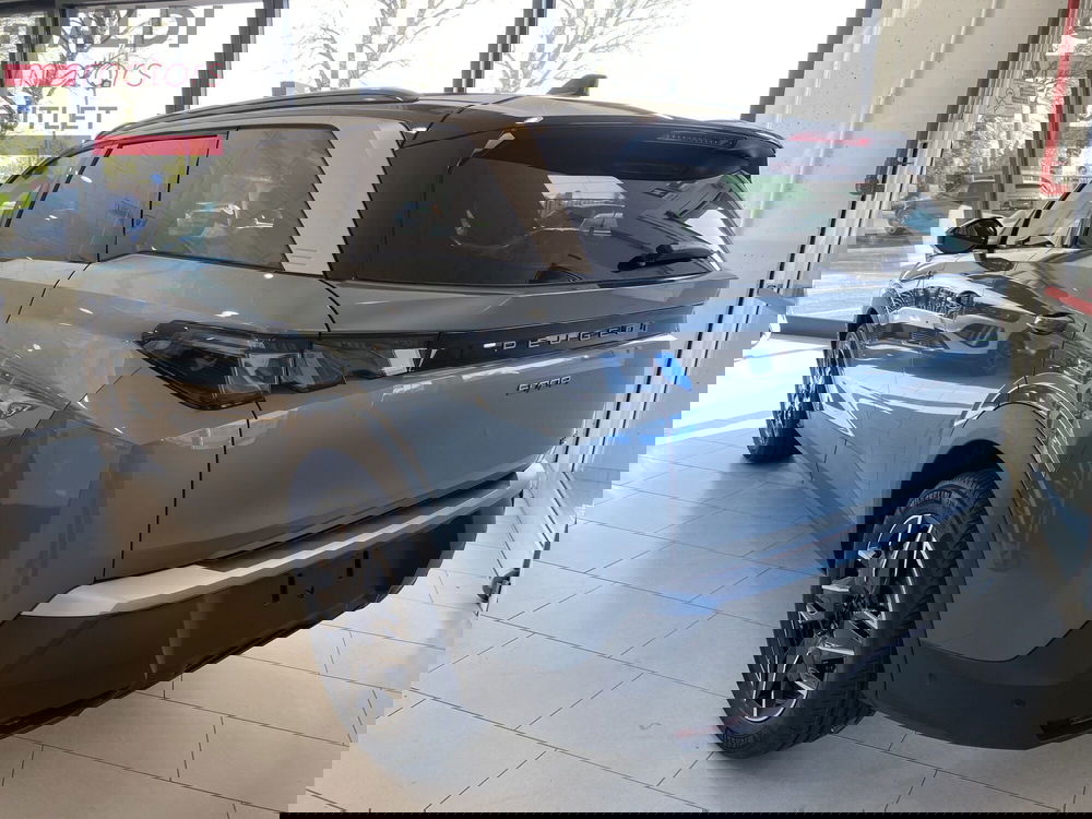 Peugeot 5008 nuova a Modena (3)