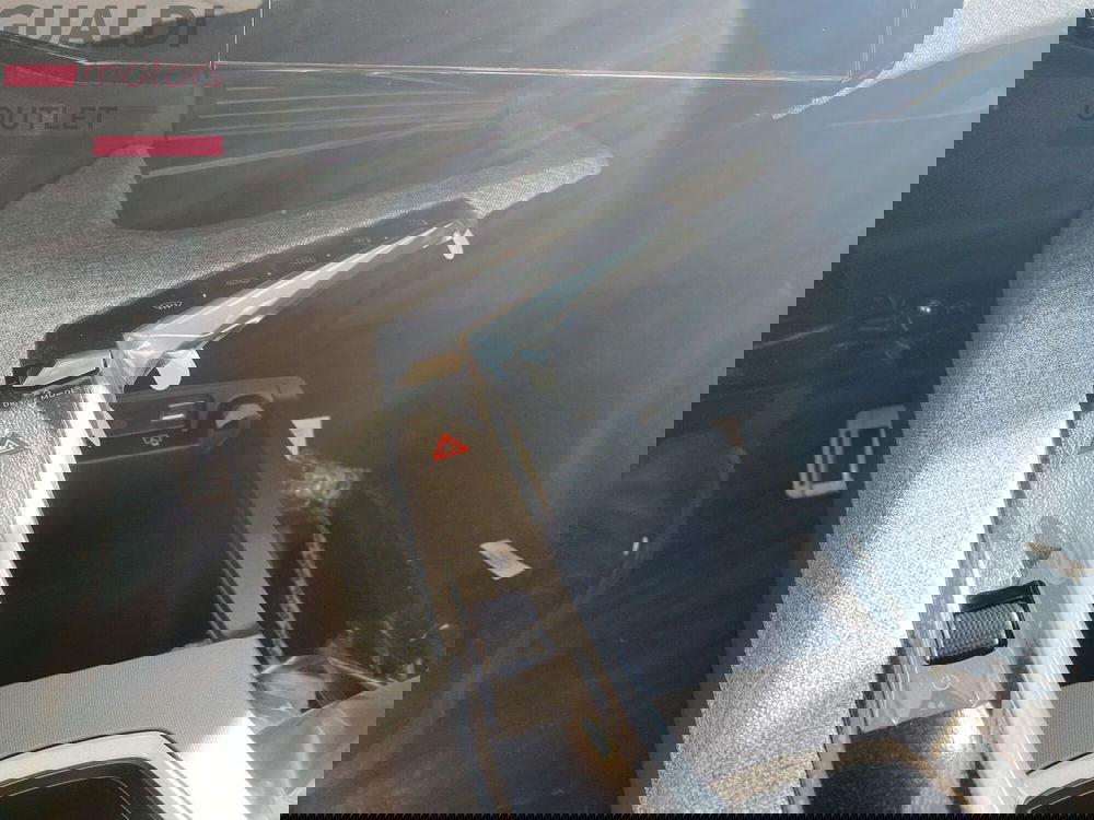 Peugeot 5008 nuova a Modena (7)