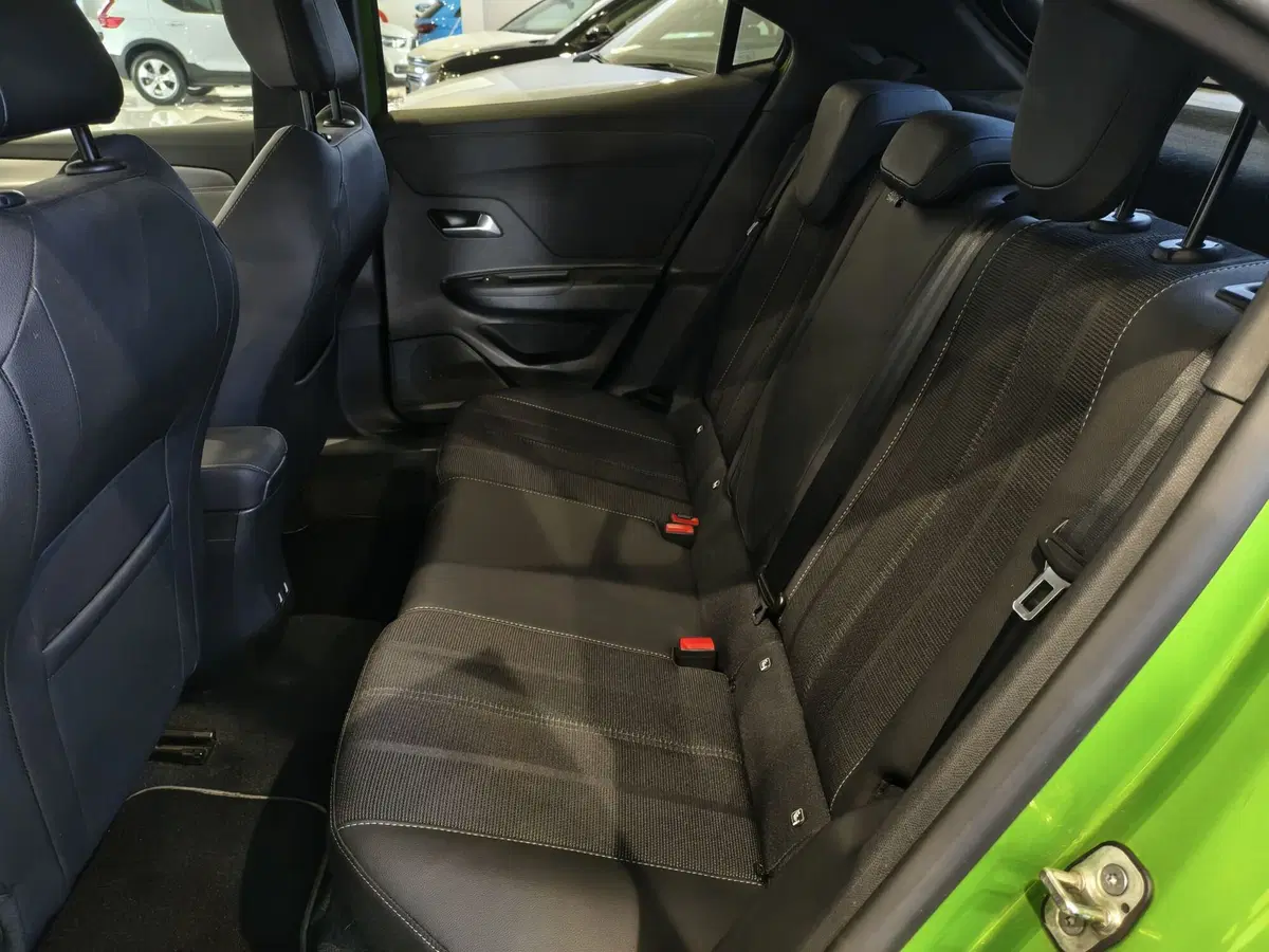 Opel Mokka usata a Vercelli (7)