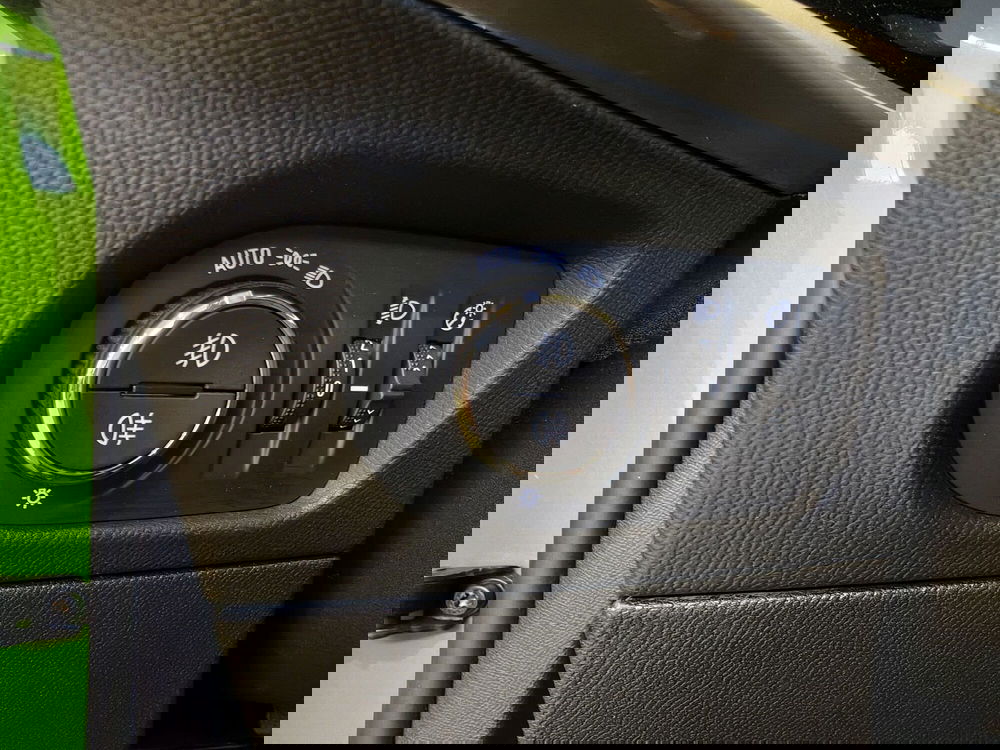 Opel Mokka usata a Vercelli (9)