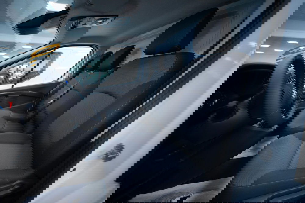 Renault Trafic Furgone nuova a Torino (6)