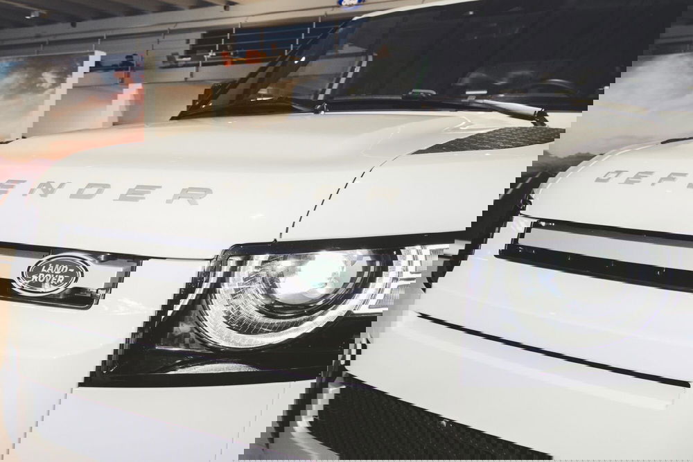 Land Rover Defender usata a Vercelli (14)