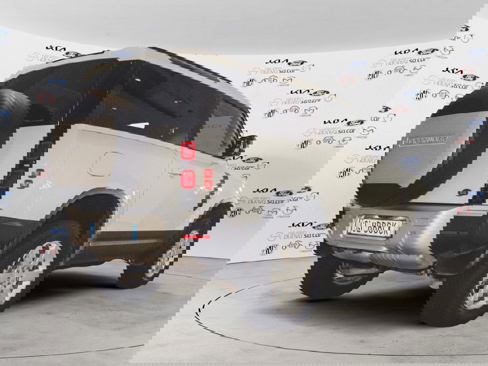 Land Rover Defender usata a Vercelli (3)