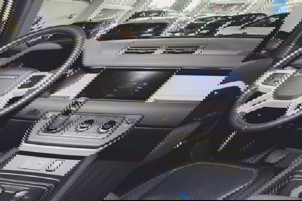 Land Rover Defender usata a Vercelli (6)