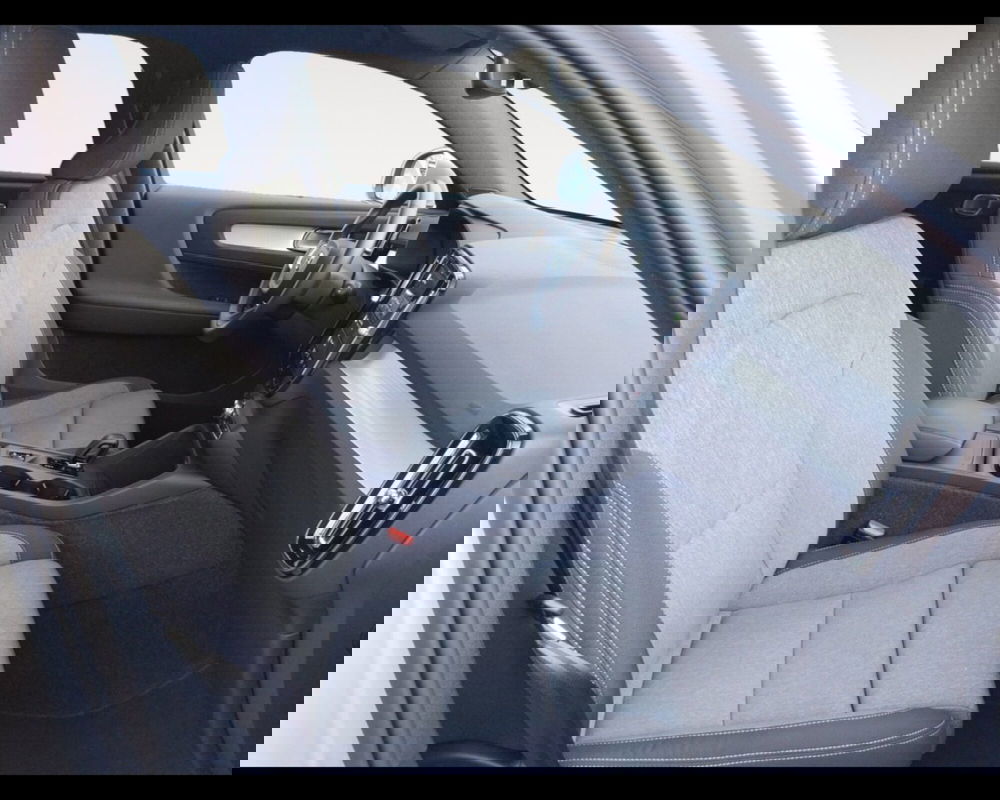 Volvo XC40 usata a Bologna (13)
