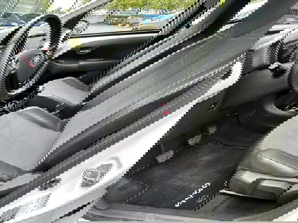 Toyota Aygo usata a Bergamo (11)