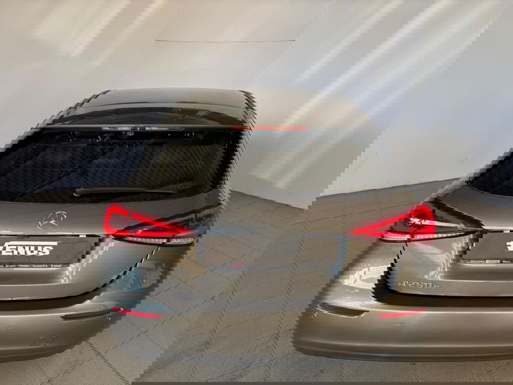 Mercedes-Benz Classe A Sedan usata a Monza e Brianza (5)