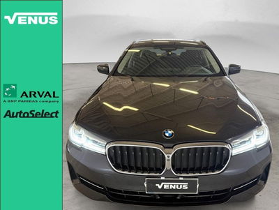 BMW Serie 5 Touring 520d 48V xDrive  Business del 2020 usata a Monza