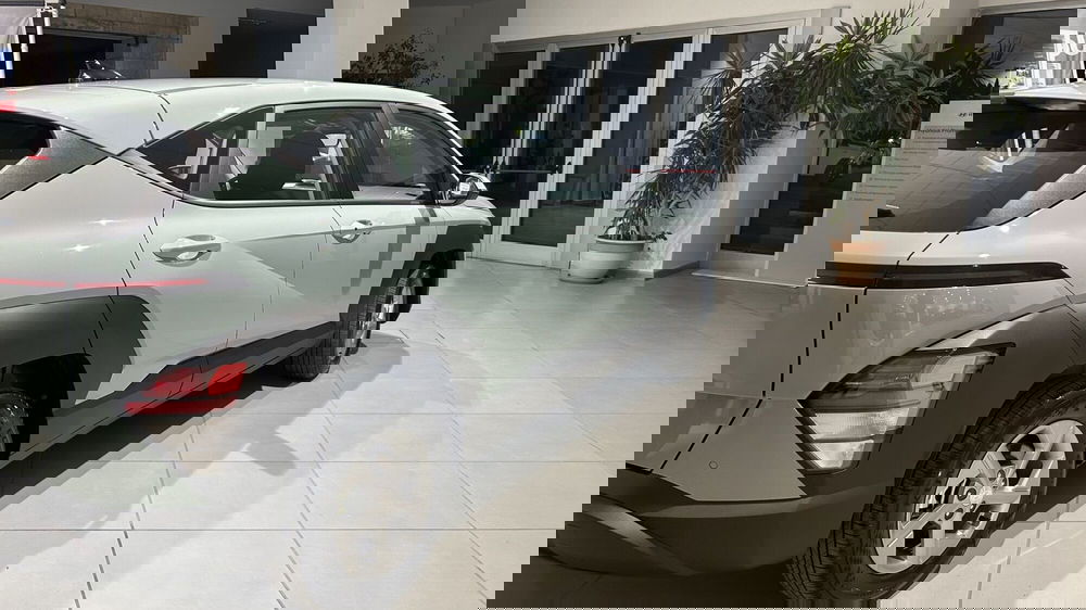 Hyundai Kona nuova a Benevento (5)