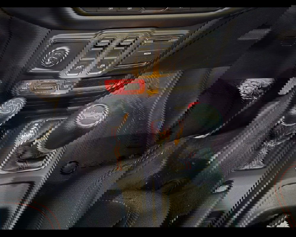 Jeep Wrangler usata a Firenze (15)