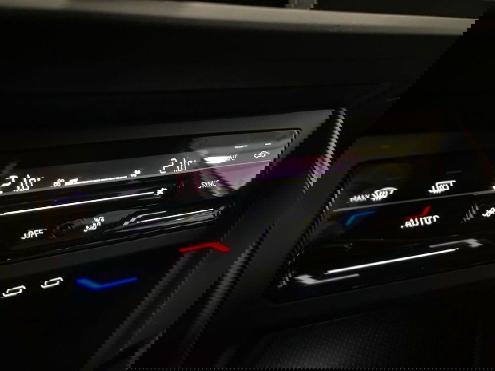 Volkswagen Taigo usata a Prato (15)