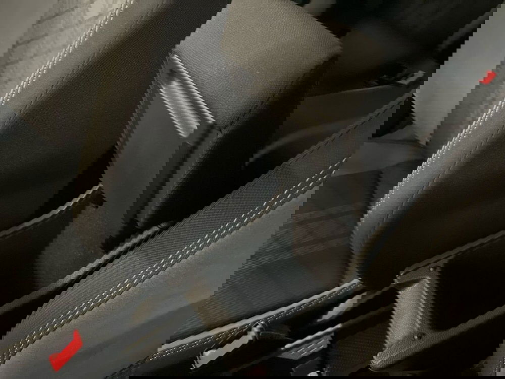 Volkswagen Taigo usata a Prato (17)