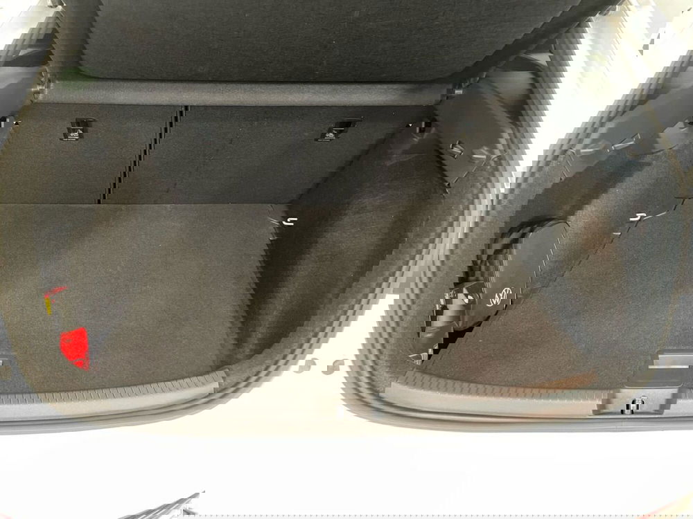 Volkswagen Taigo usata a Prato (8)