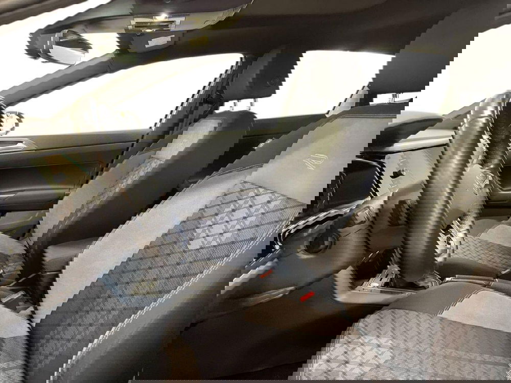 Volkswagen Taigo usata a Prato (9)