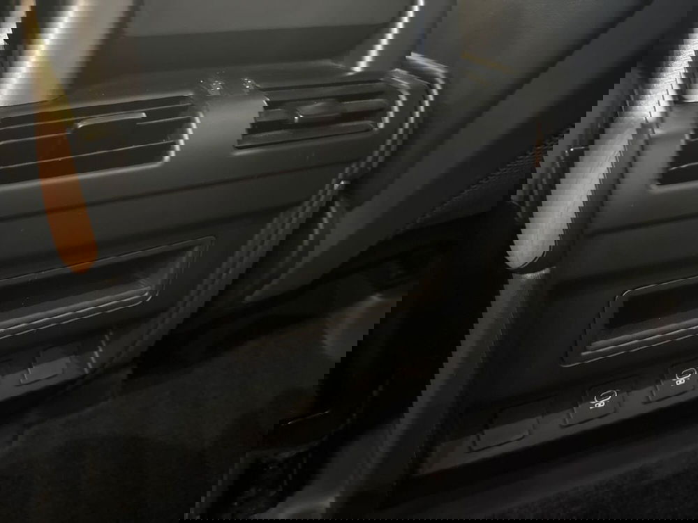 Land Rover Defender usata a Firenze (18)