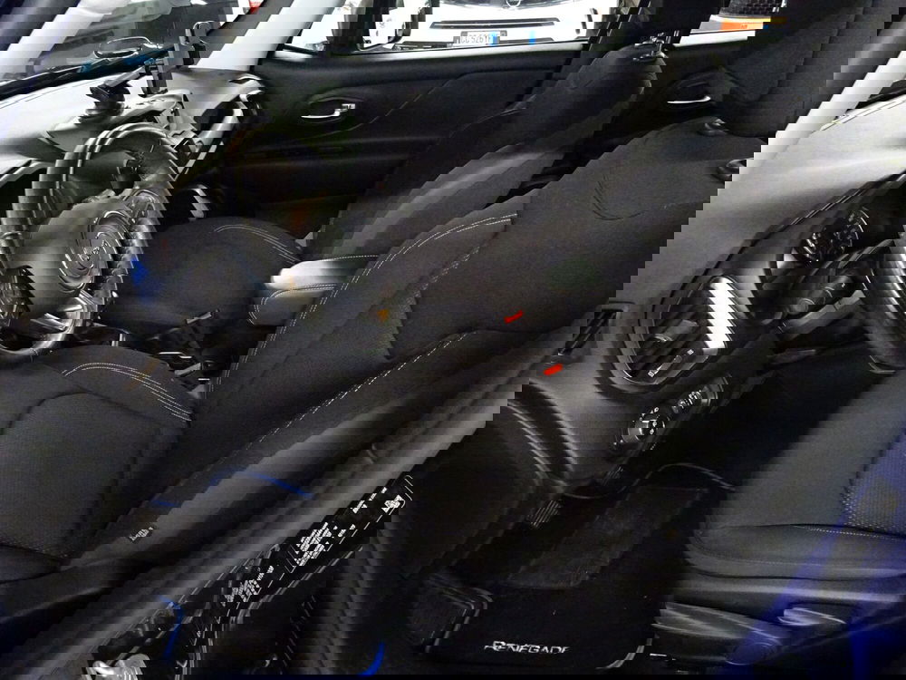 Jeep Renegade usata a Lucca (10)