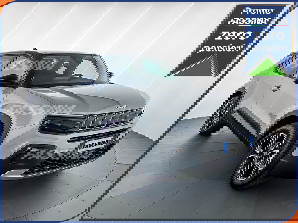 Jeep Avenger nuova a Milano