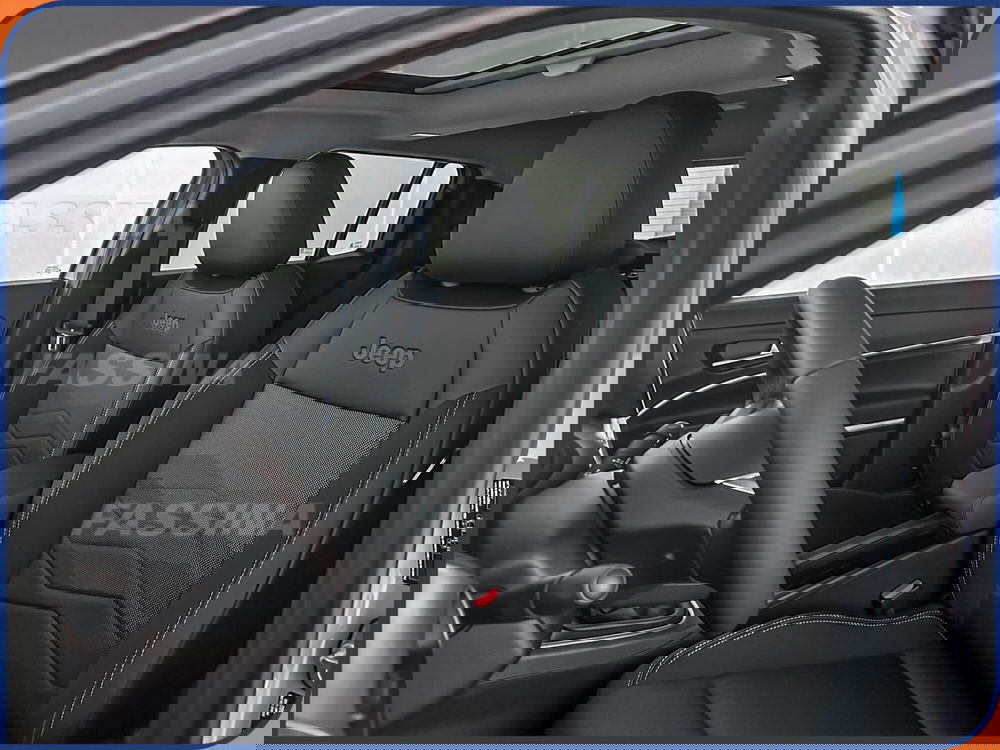 Jeep Avenger nuova a Milano (8)