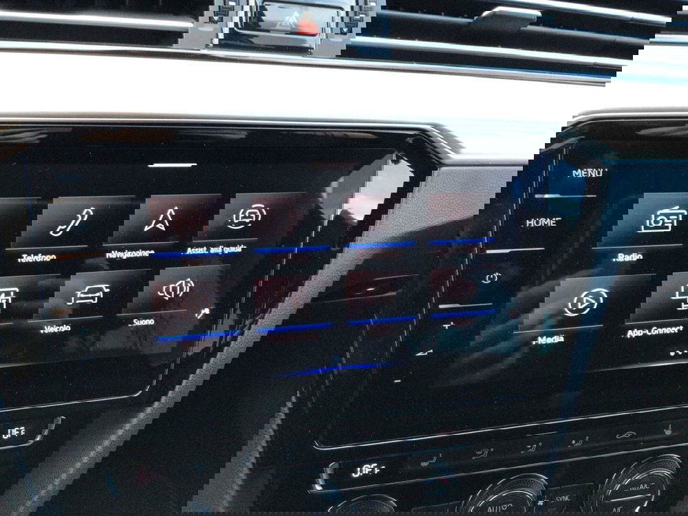 Volkswagen Passat Variant usata a Genova (14)