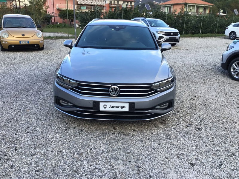 Volkswagen Passat Variant usata a Genova (2)