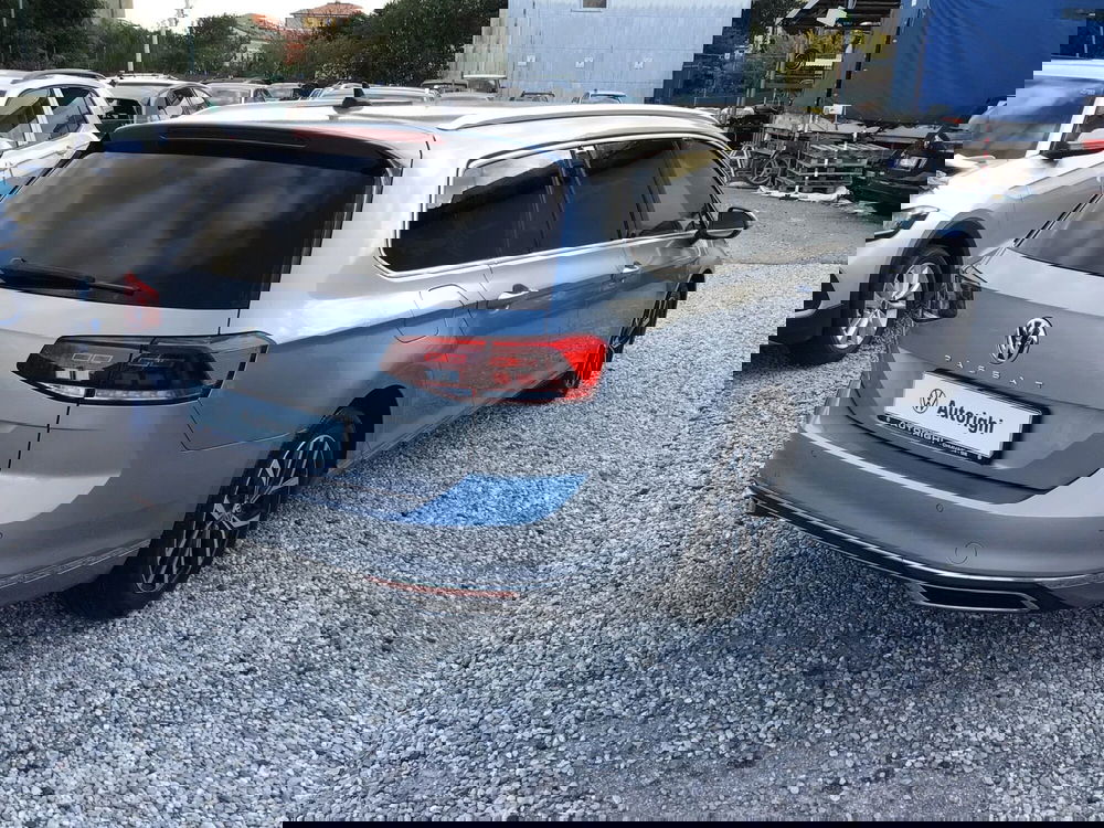 Volkswagen Passat Variant usata a Genova (5)