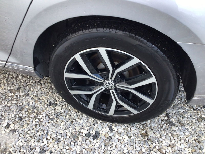 Volkswagen Passat Variant usata a Genova (7)