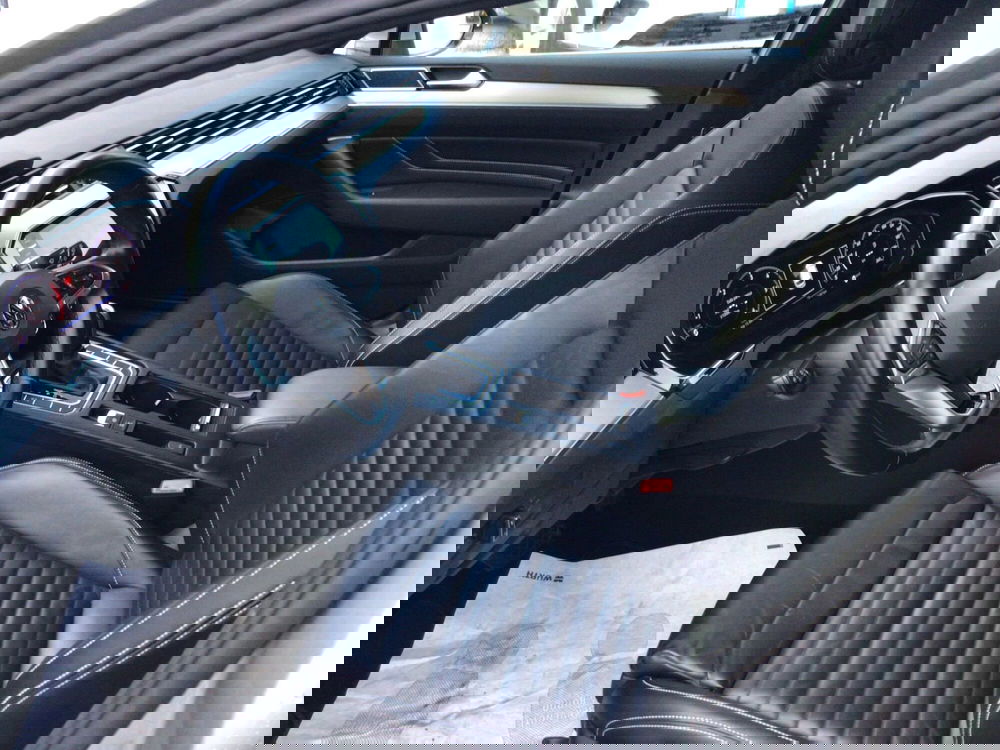 Volkswagen Passat Variant usata a Genova (9)