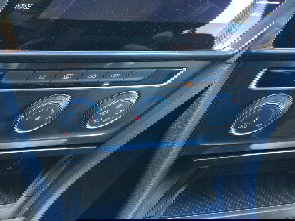 Volkswagen Golf usata a Genova (18)