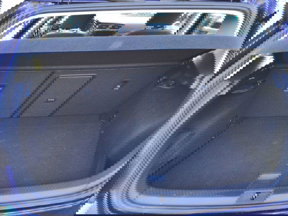 Volkswagen Golf usata a Genova (8)