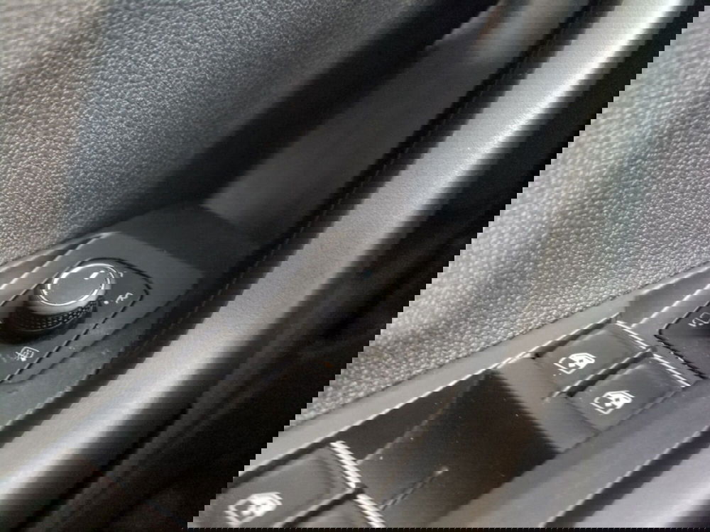 Volkswagen T-Cross usata a Agrigento (15)