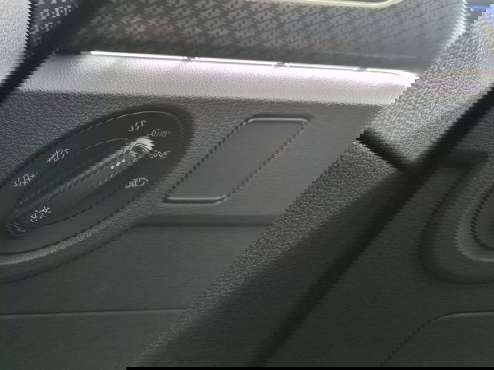 Volkswagen T-Cross usata a Agrigento (16)