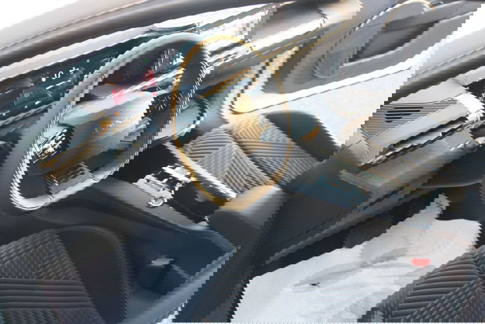 Lancia Ypsilon nuova a Catania (12)